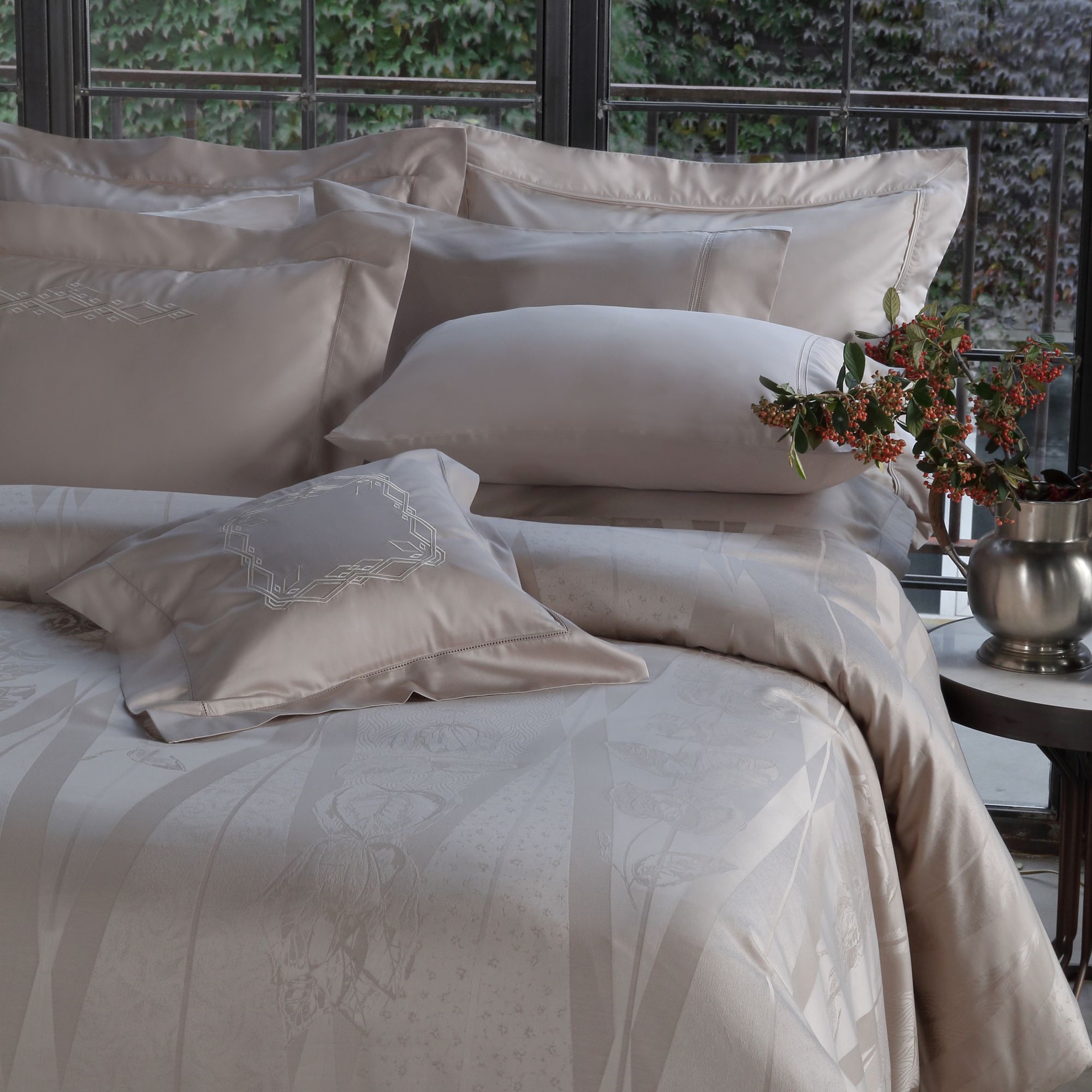 Linge de lit luxe, Literie & parure de lit en coton et soie